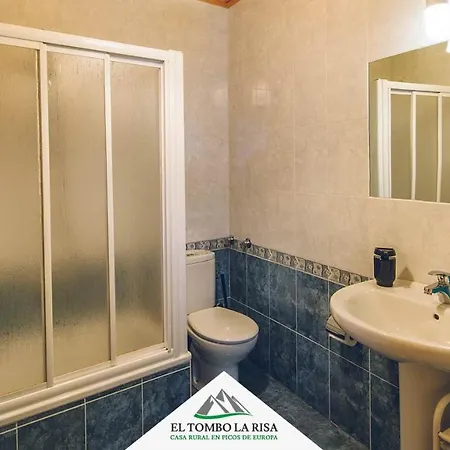 בית כפרי El Tombo La Risa *