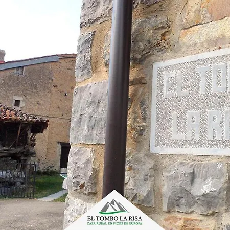 El Tombo La Risa Kır Evi